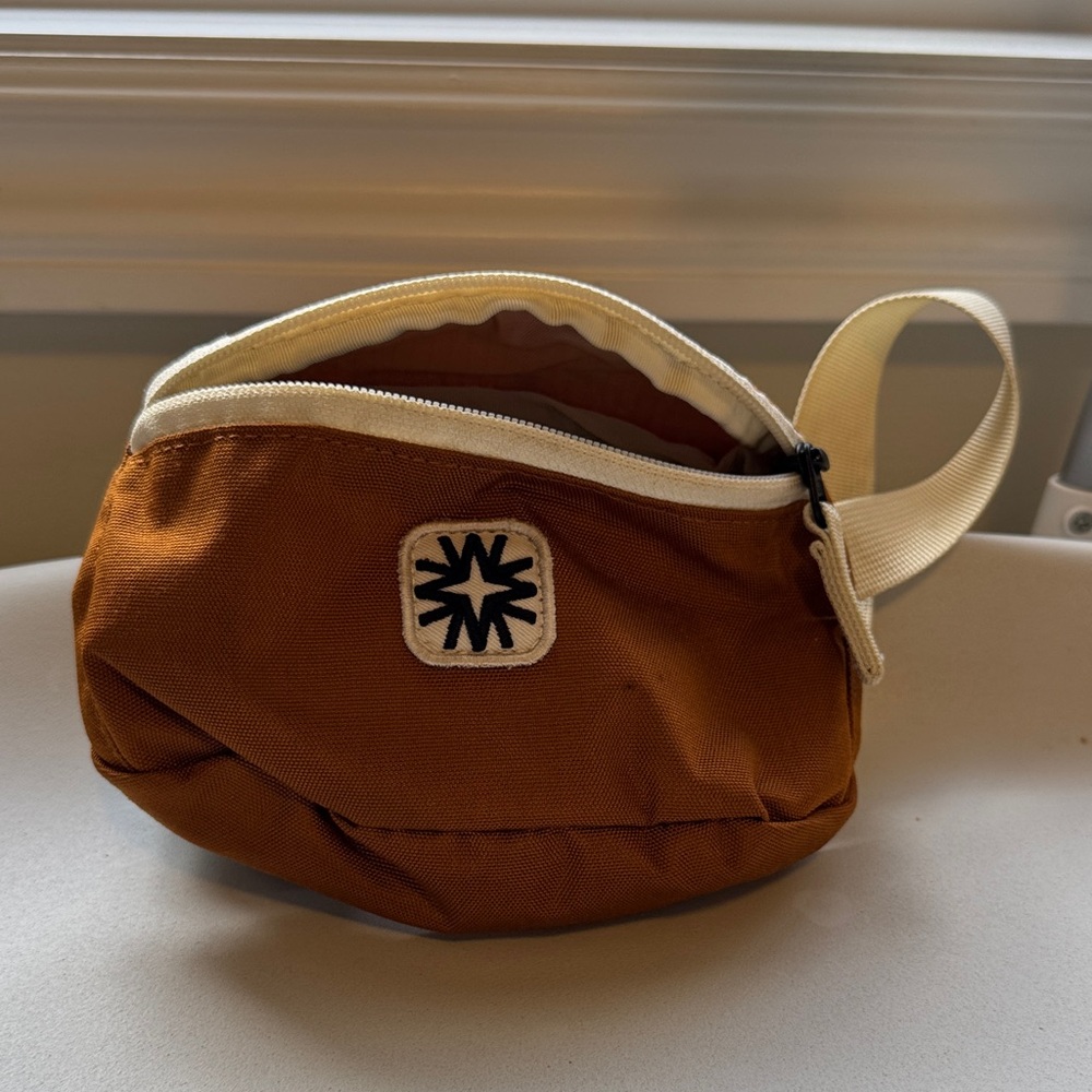 Walker Family Goods Lil Louie Sling in rust
